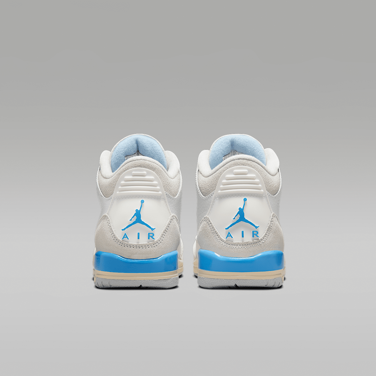 Nike Air Jordan sneaker Summit White/Legend Blue/Photon Dust/Hydrogen Blue