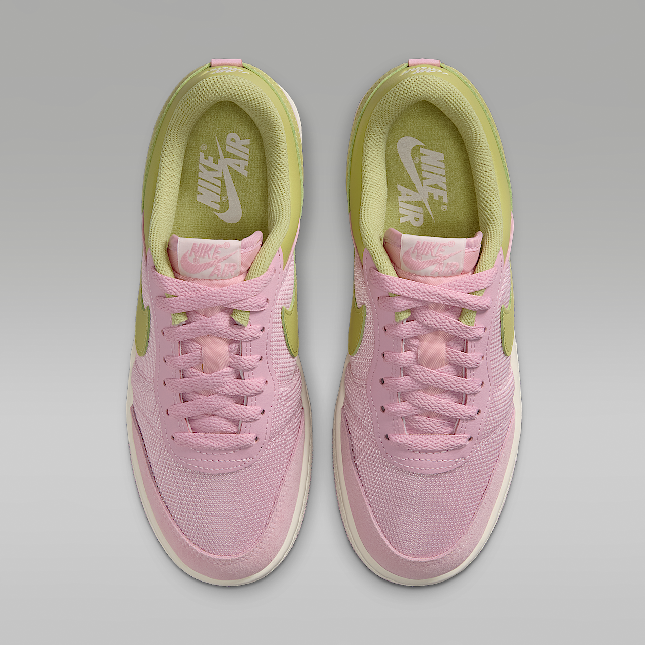 Nike Air Jordan sneaker Iced Carmine/Sail/Lawn