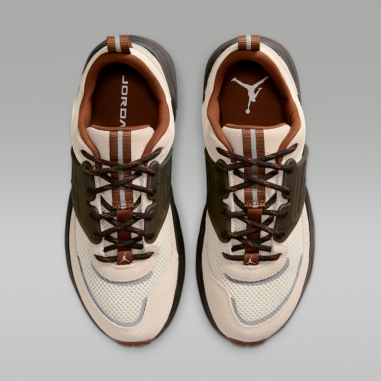 Nike  sneaker Soft Pearl/Shadow Brown/Reflective Silver/Light British Tan