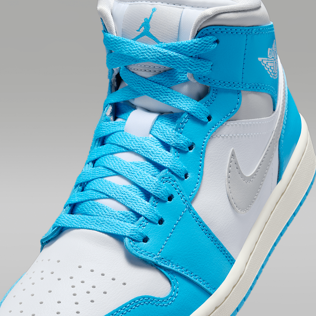Nike Air Jordan 1 Mid sneaker Dark Powder Blue/Wit/Sail/Neutral Grey