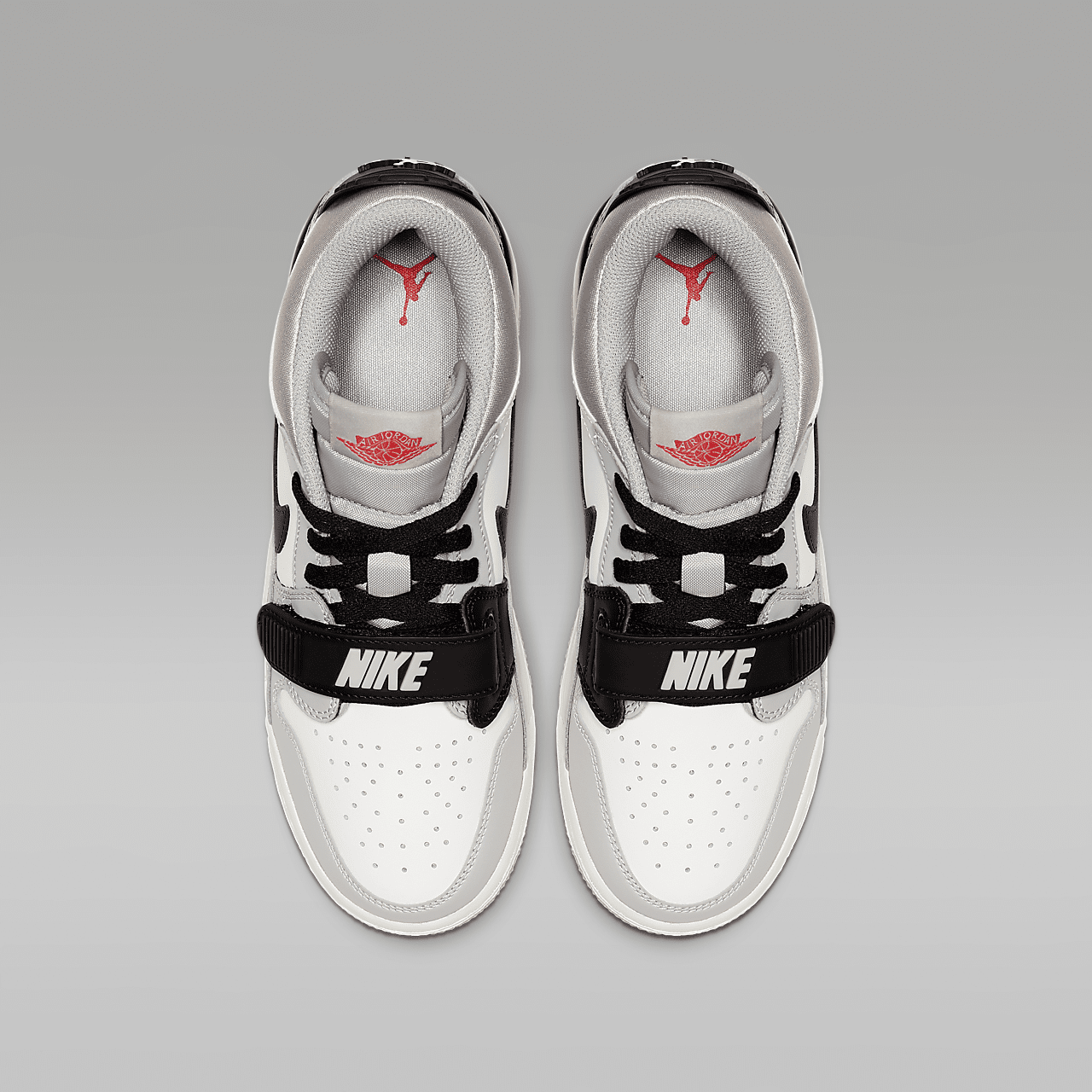 Nike Air Jordan Legacy sneaker Summit White/Tech Grey/Zwart/Fire Red