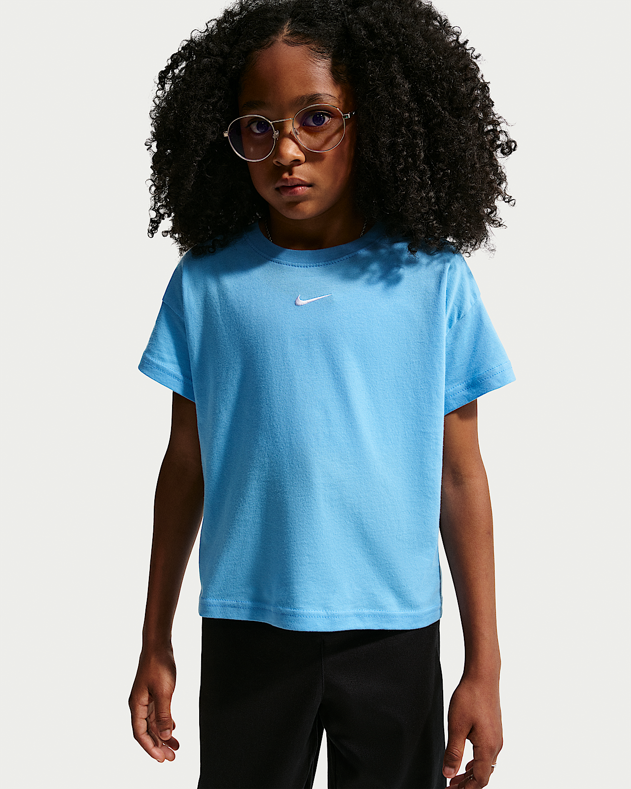 Детская футболка Nike Sportswear Essential Big Kids' (Girls')