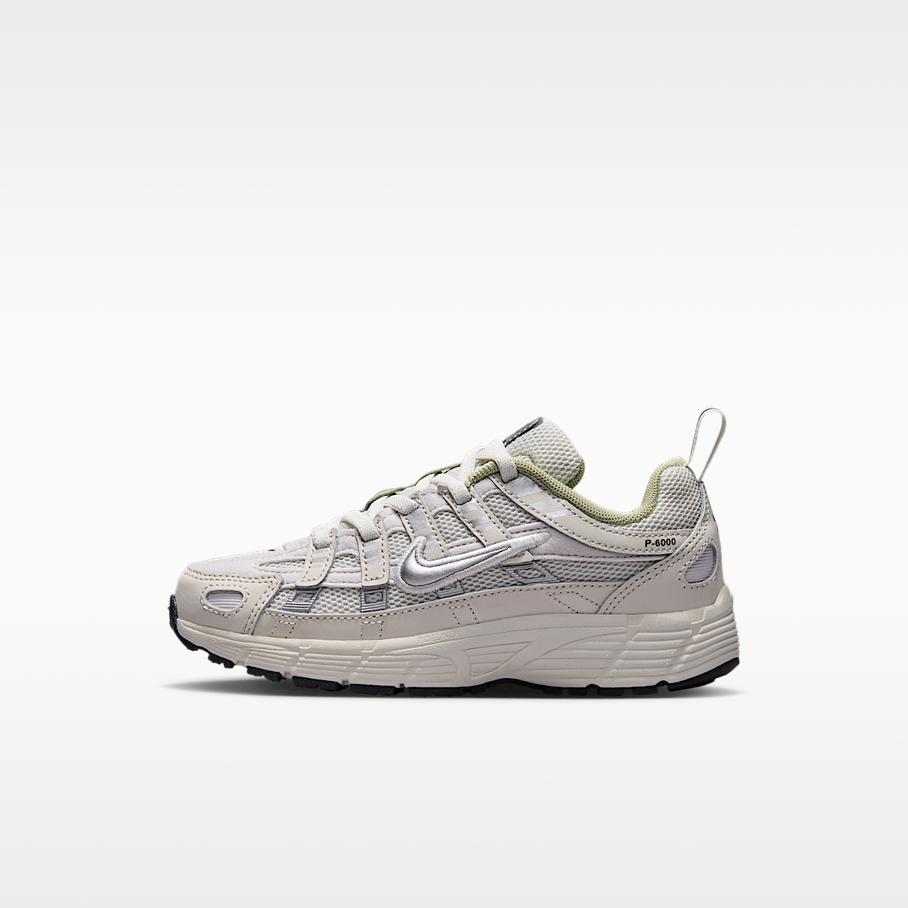 Nike P-6000 sneaker Platinum Tint/Sail/Anthracite/Metallic Silver