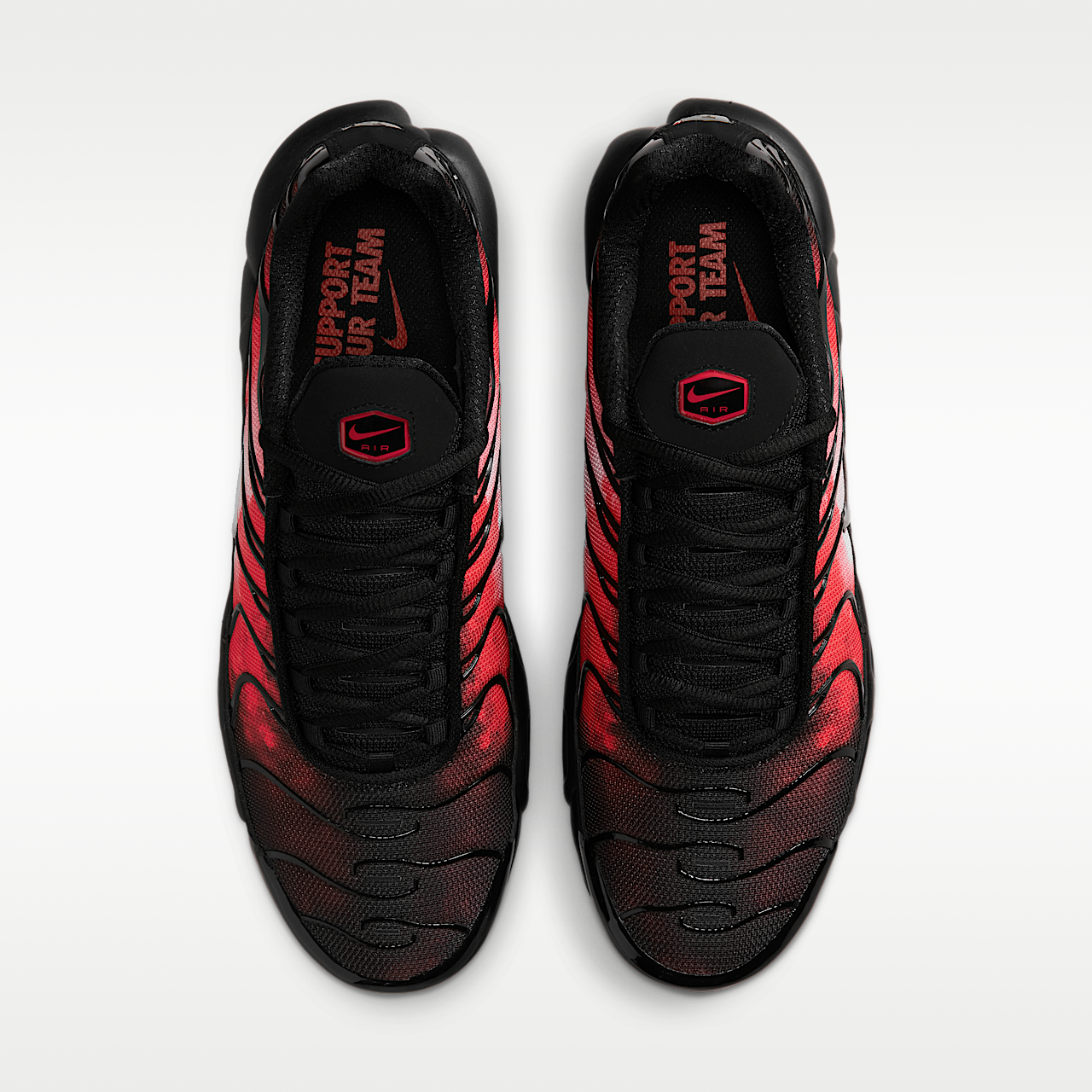 Nike Air Max Plus sneaker Zwart/University Red/Metallic Silver