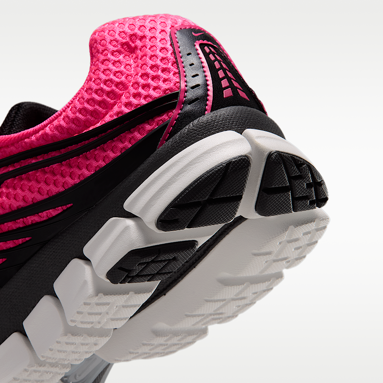 Nike  sneaker Hyper Pink/Zwart/Summit White/Metallic Silver