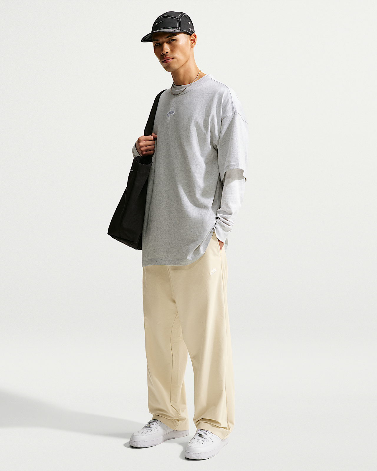 Мужские  Nike Club Straight Stretch Pants