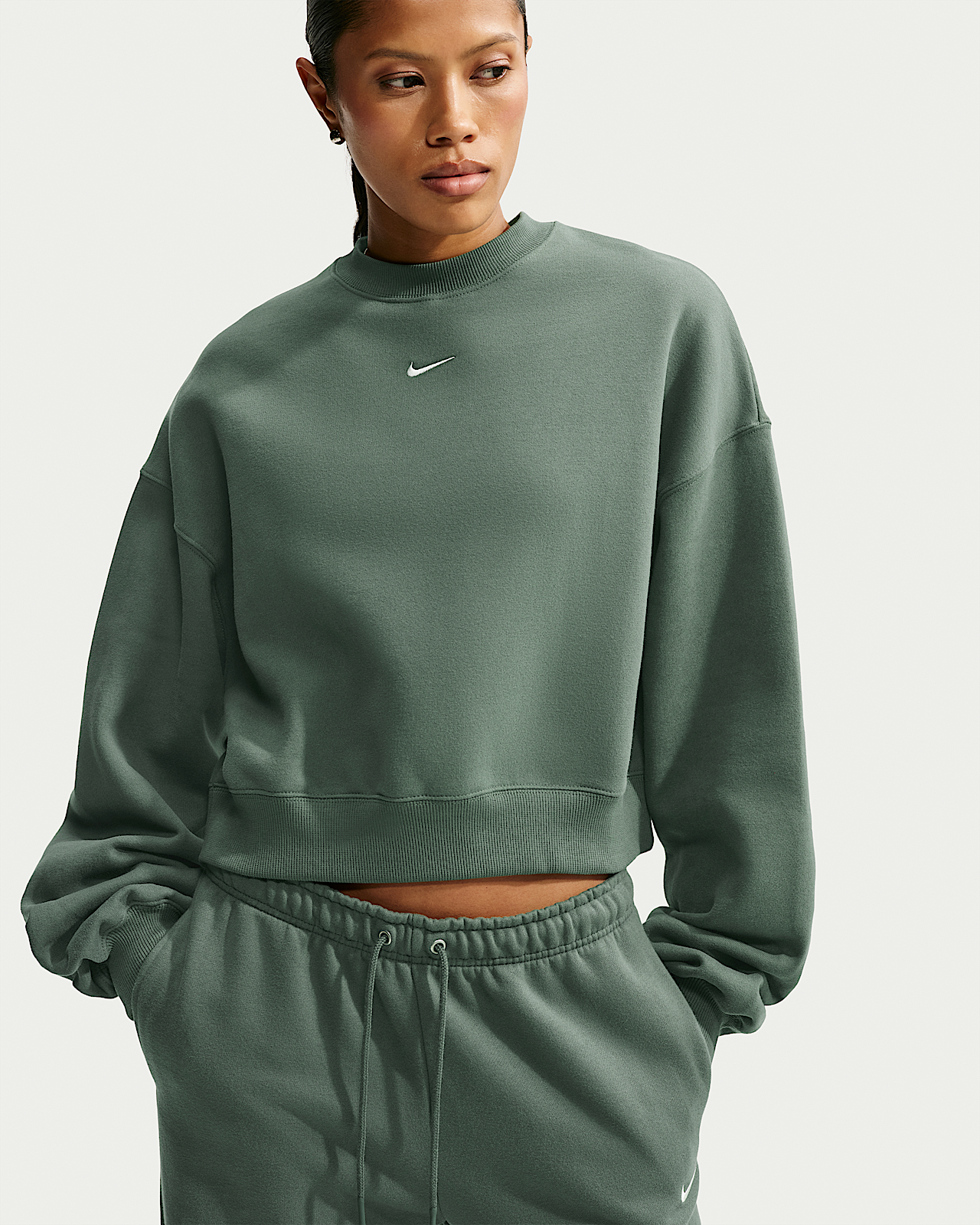 Женские  Nike Studio Fleece Medium Weight Oversized Cropped Crew