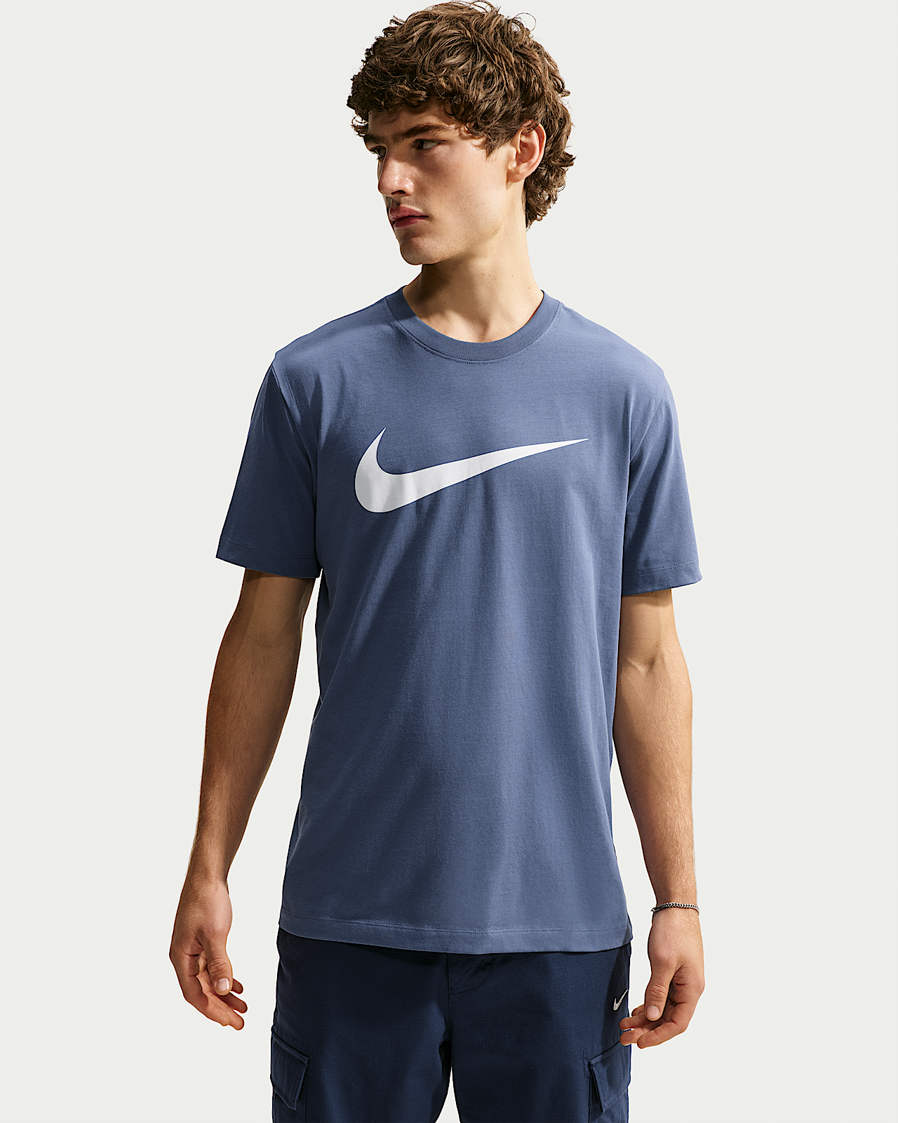 Мужская футболка Nike Sportswear Swoosh