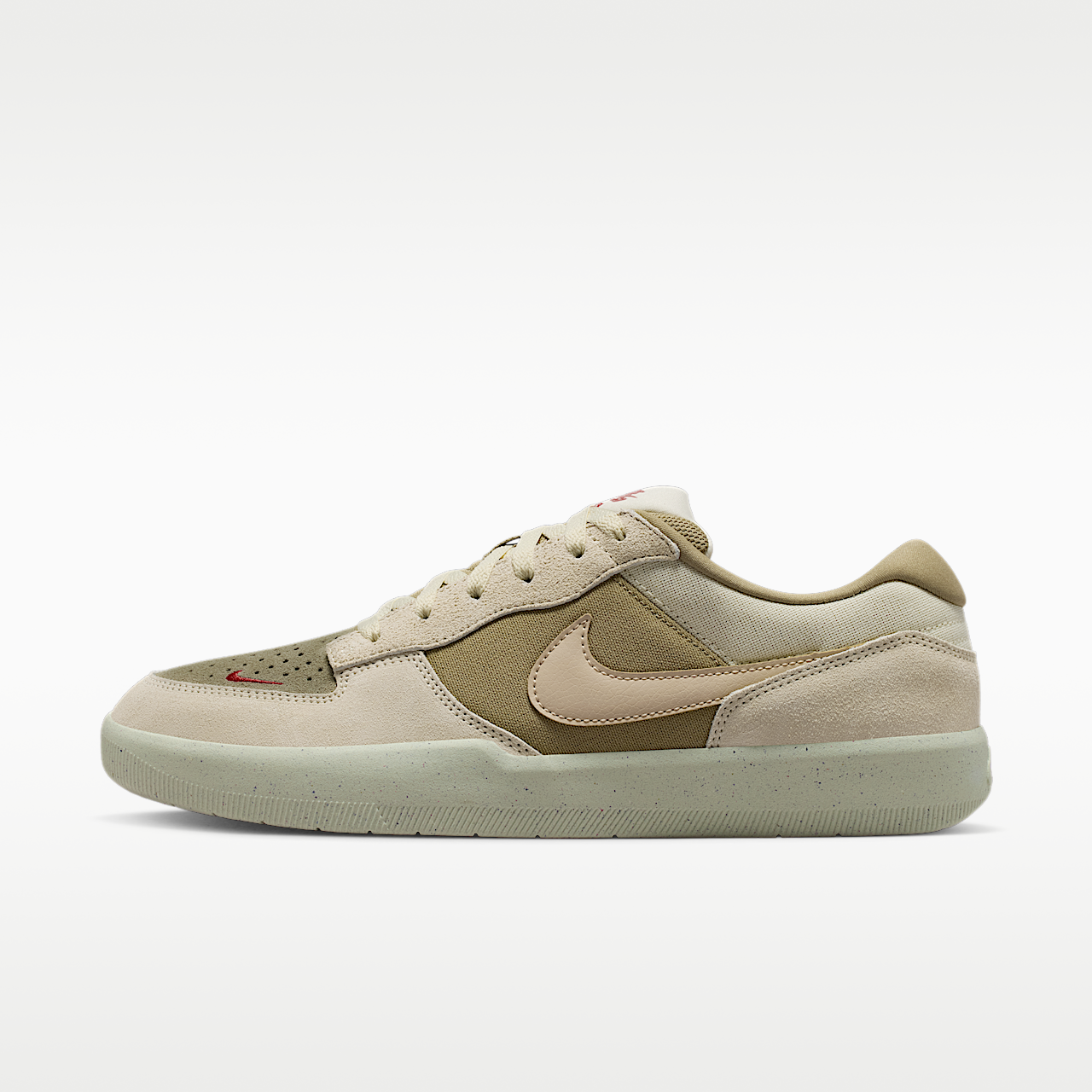 Nike  sneaker Coconut Milk/Neutral Olive/University Red/Linen