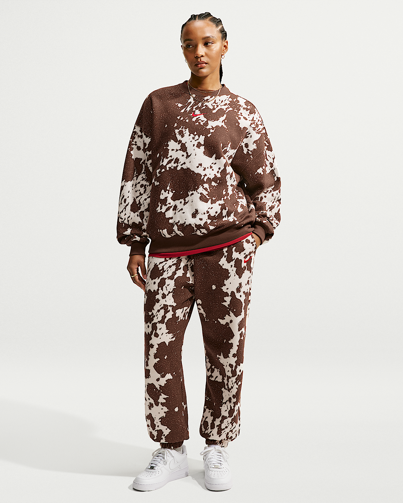 Женские  Nike Studio Fleece Medium Weight Oversized High-Rise Cuffed Pants