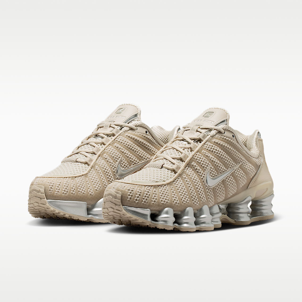 Nike Nike Shox sneaker Cream II/Zwart/Metallic Silver