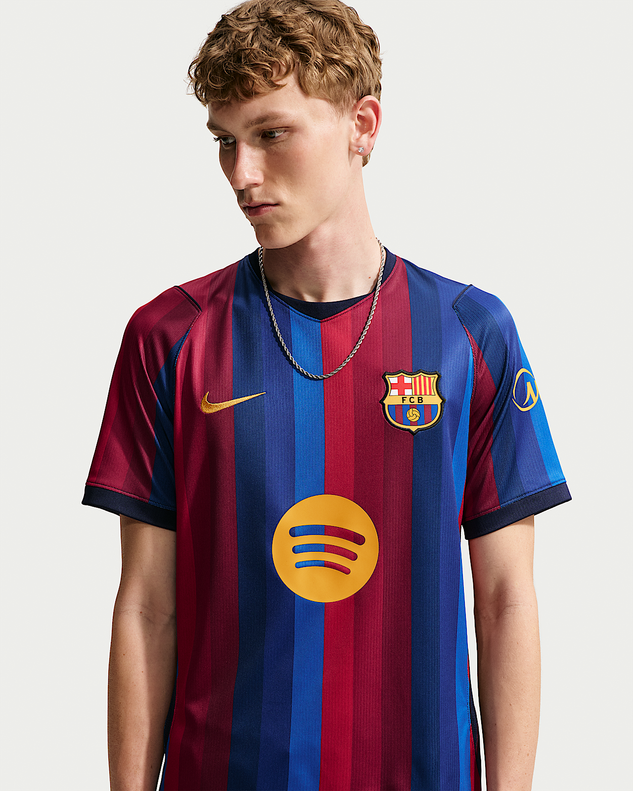 Мужские джерси FC Barcelona 2026/27 Stadium Home Nike Dri-FIT Soccer Replica Jersey