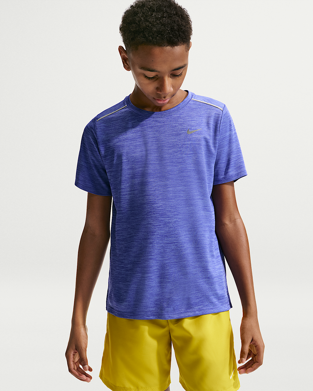 Детские шорты Nike Miler Big Kids' Dri-FIT Short-Sleeve Top