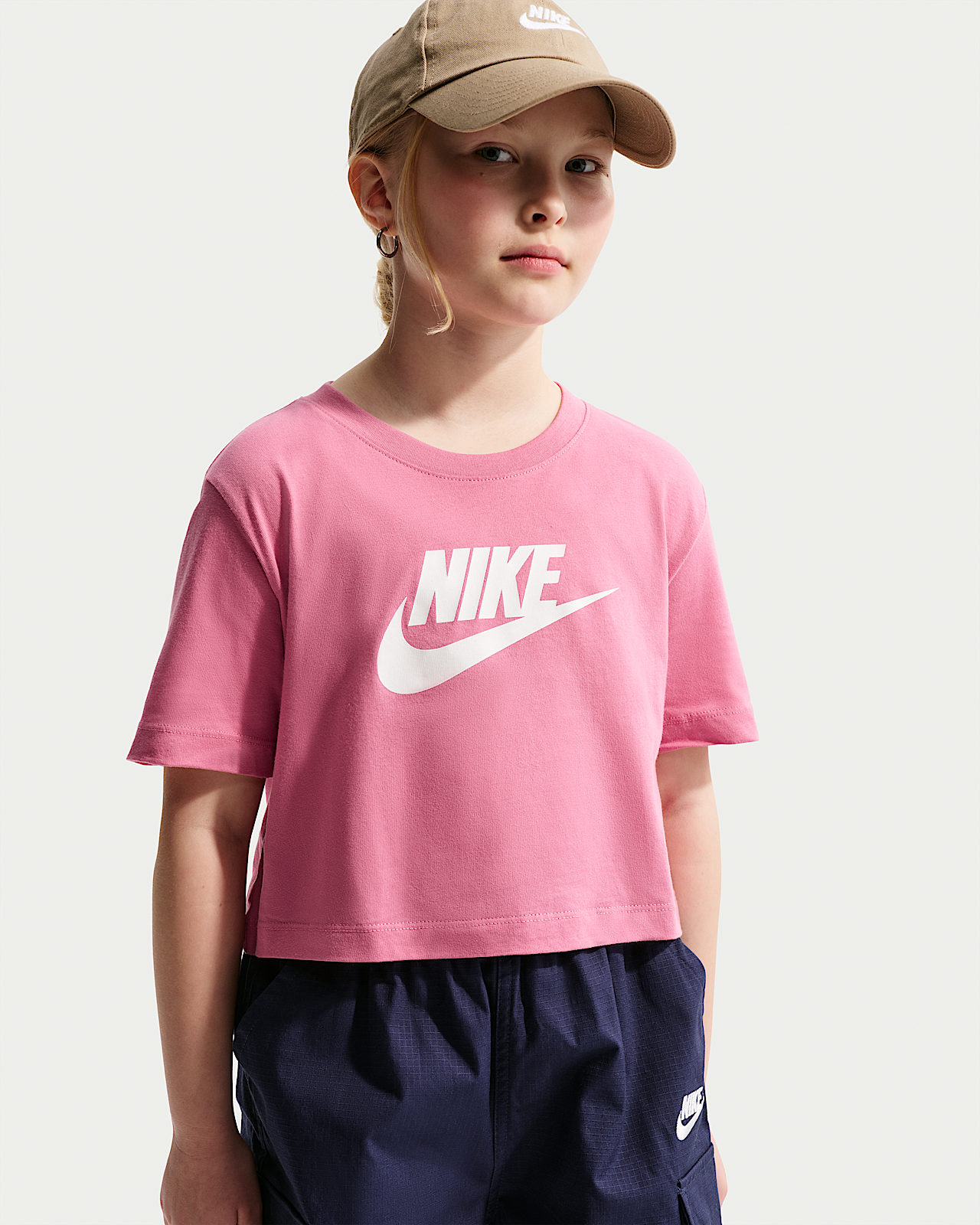 Детская футболка Nike Sportswear Big Kids' (Girls') Cropped