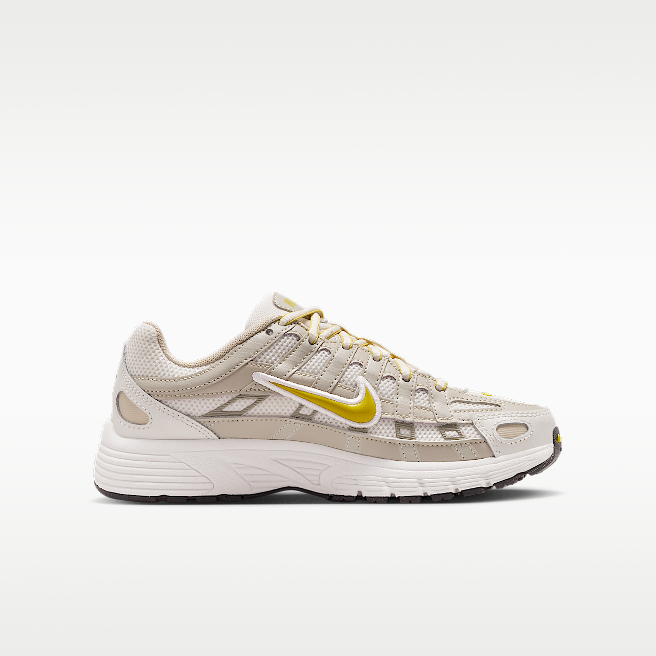 Nike P-6000 sneaker Phantom/Cream II/Zwart/Saffron Quartz