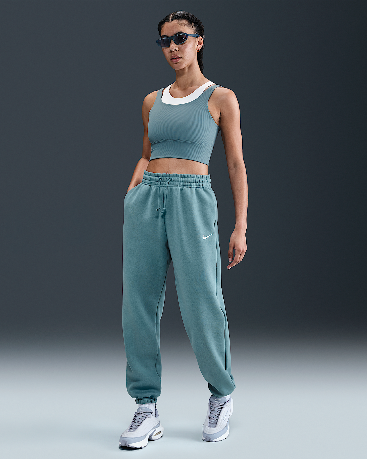 Женские  Nike Sportswear Phoenix Fleece High-Waisted Oversized Sweatpants