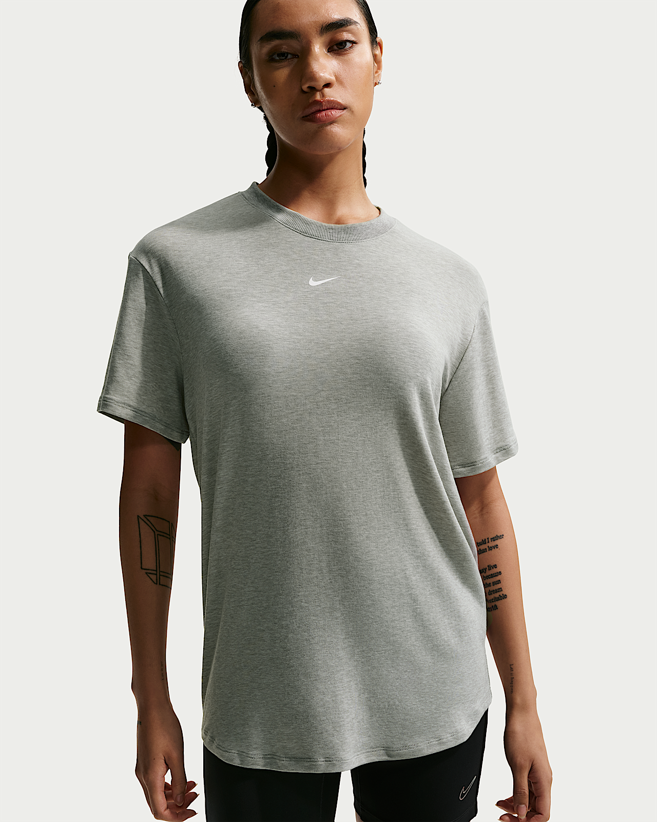 Женские шорты Nike One Relaxed Dri-FIT Short-Sleeve Top