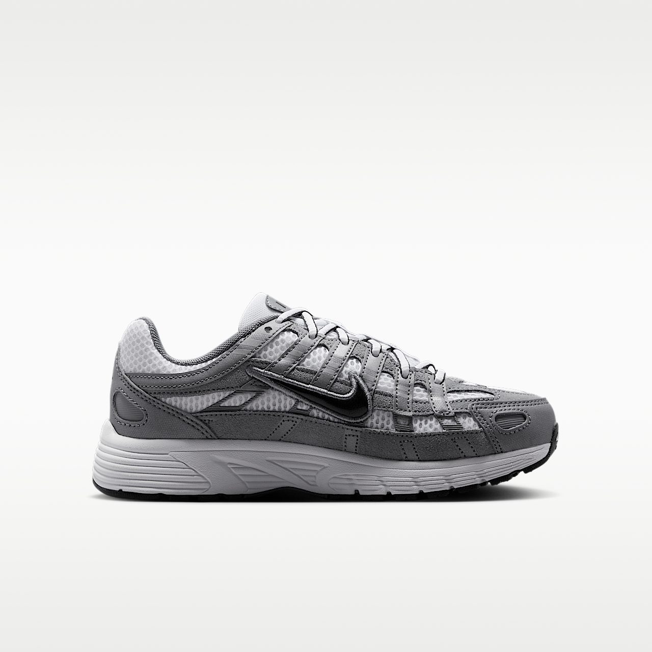 Nike P-6000 sneaker Wit/Metallic Cool Grey/Cool Grey/Zwart