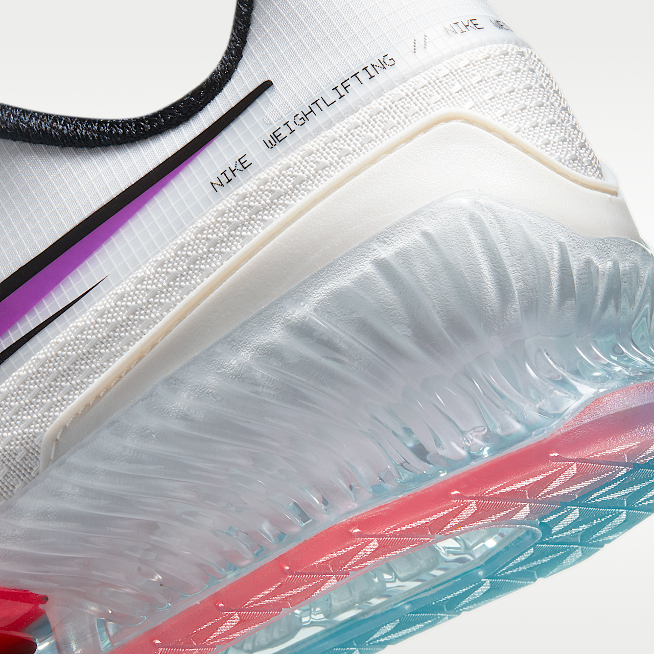 Nike  sneaker Pale Ivory/Phantom/Spruce Aura/Hyper Violet