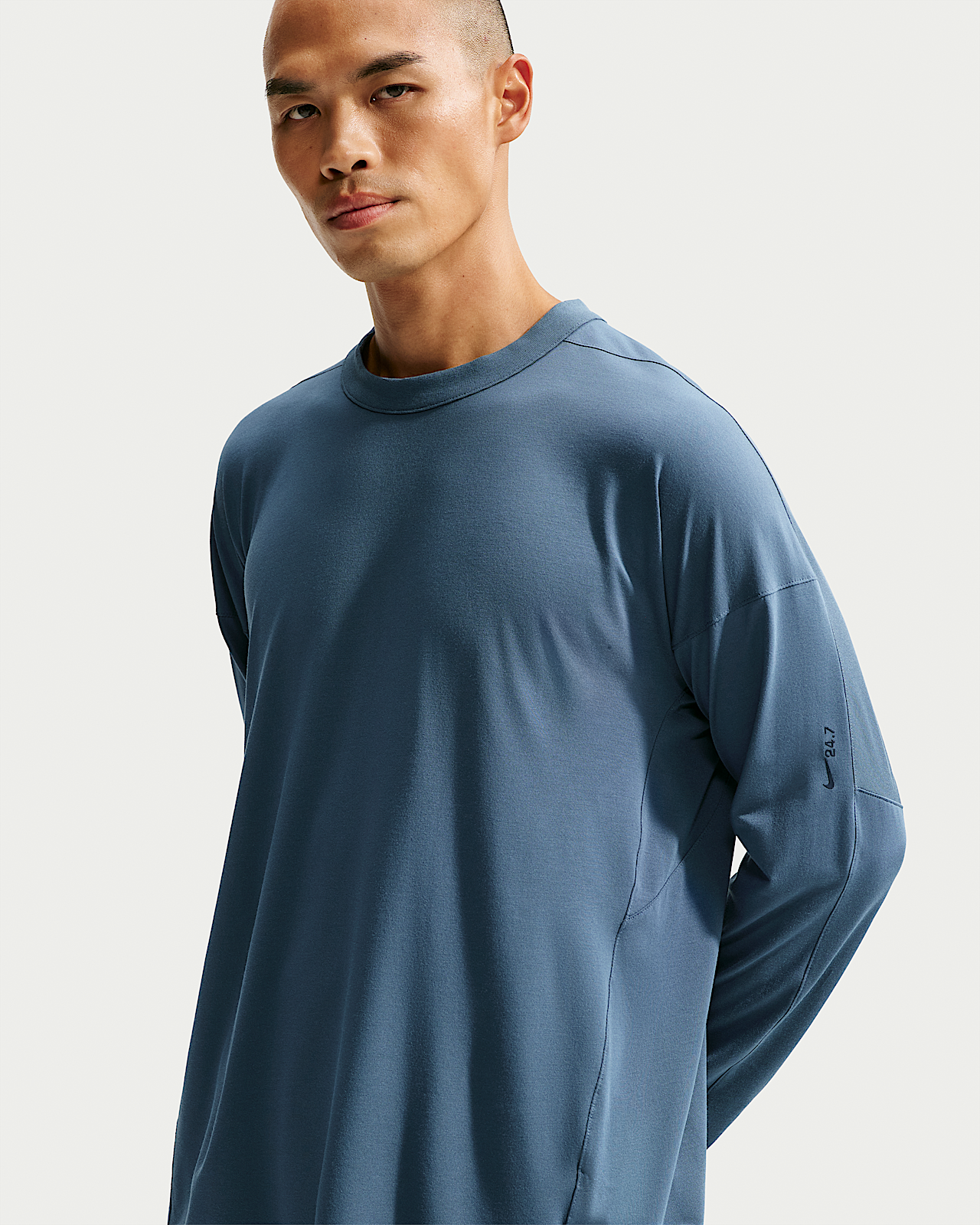 Мужские  Nike 24.7 ImpossiblySoft Light Dri-FIT Long-Sleeve Top