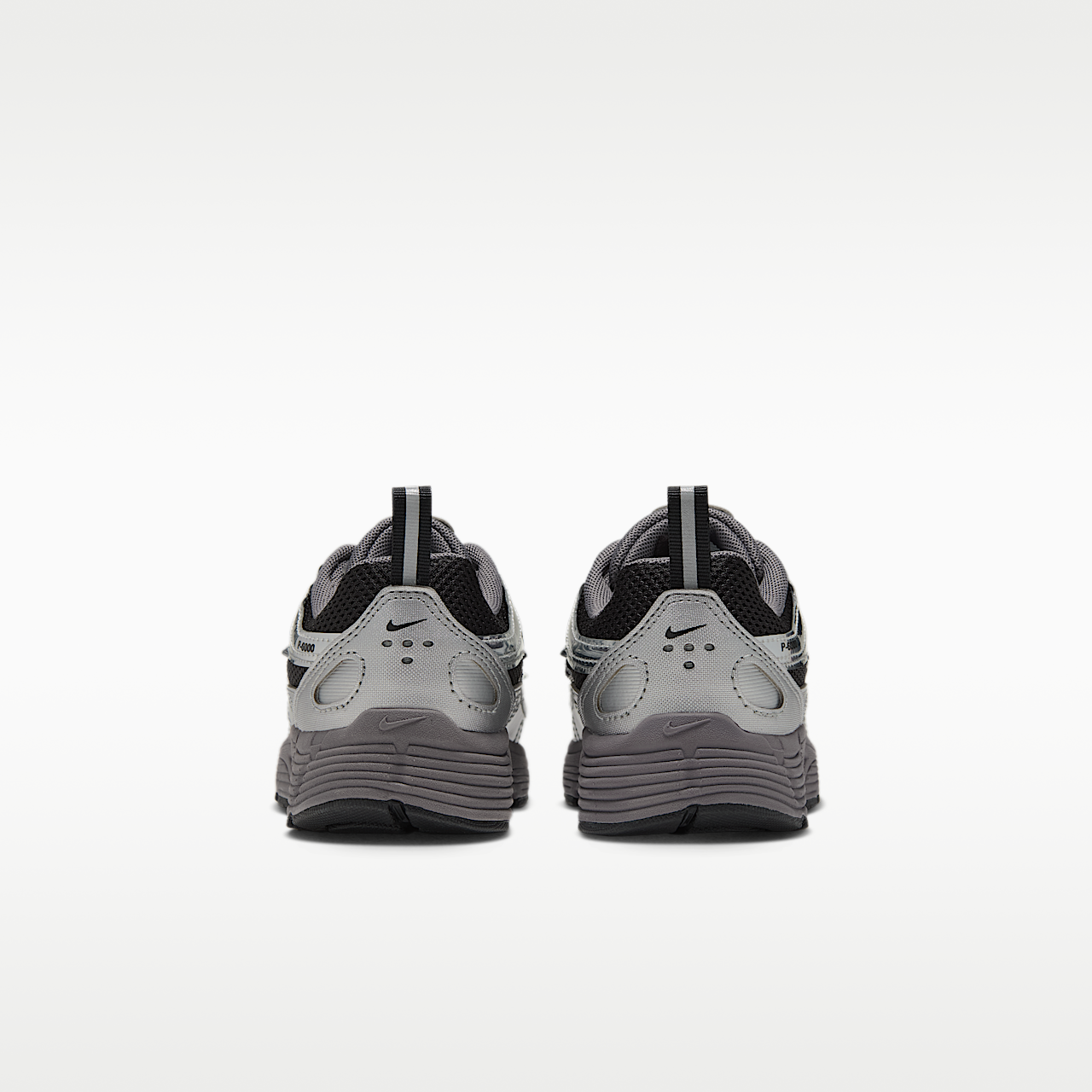 Nike P-6000 sneaker Zwart/Pencil Point/Dark Grey/Metallic Silver