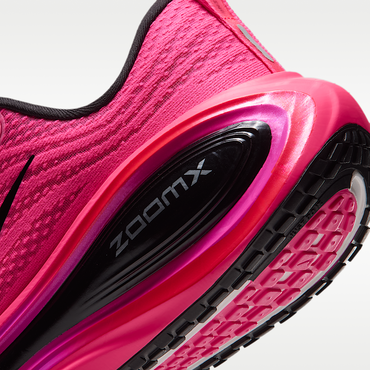Nike Vomero sneaker Zwart/Hyper Pink/Fuchsia Blast/Zwart