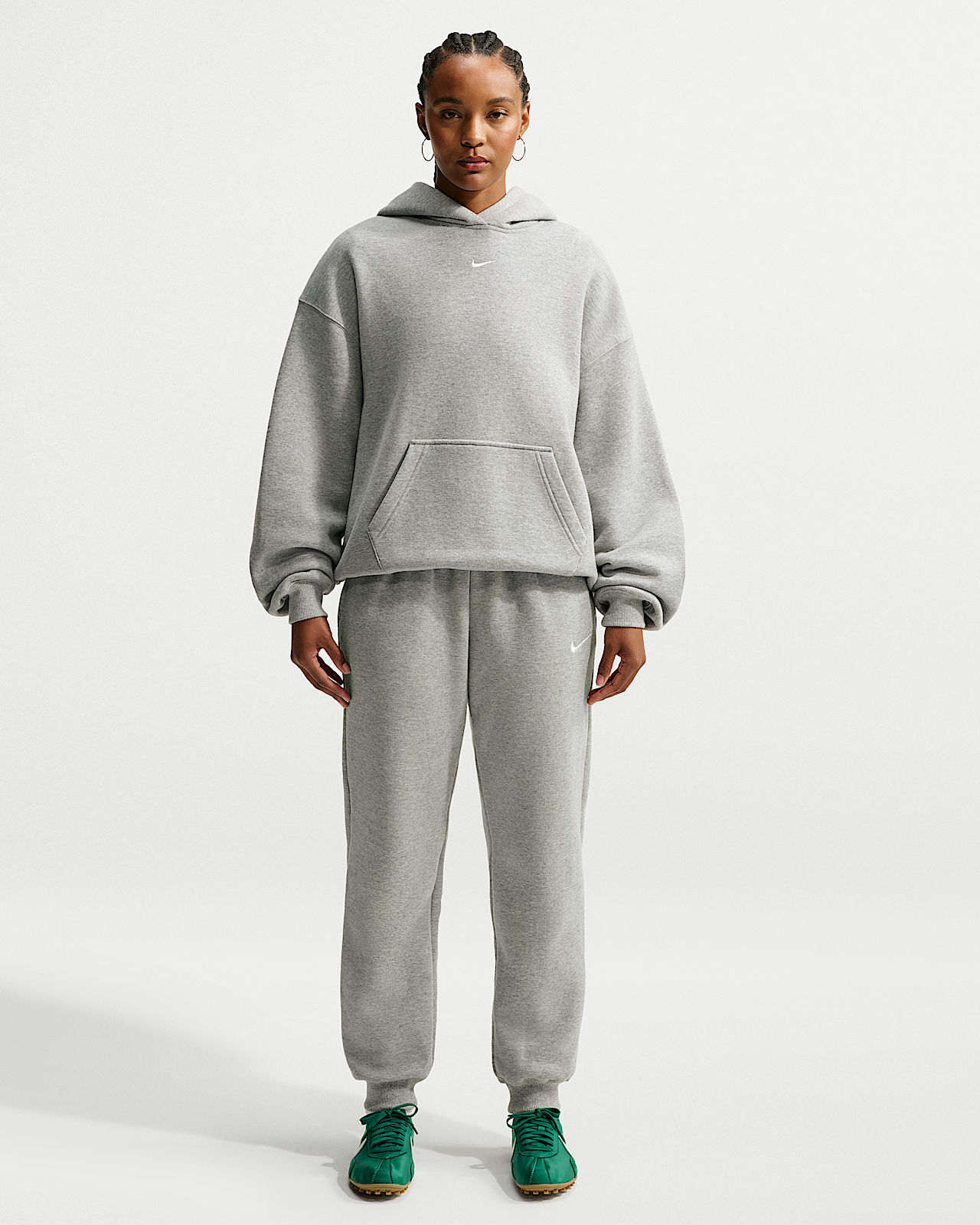 Женские спортивные штаны Nike Studio Fleece Medium Weight Mid-Rise Joggers