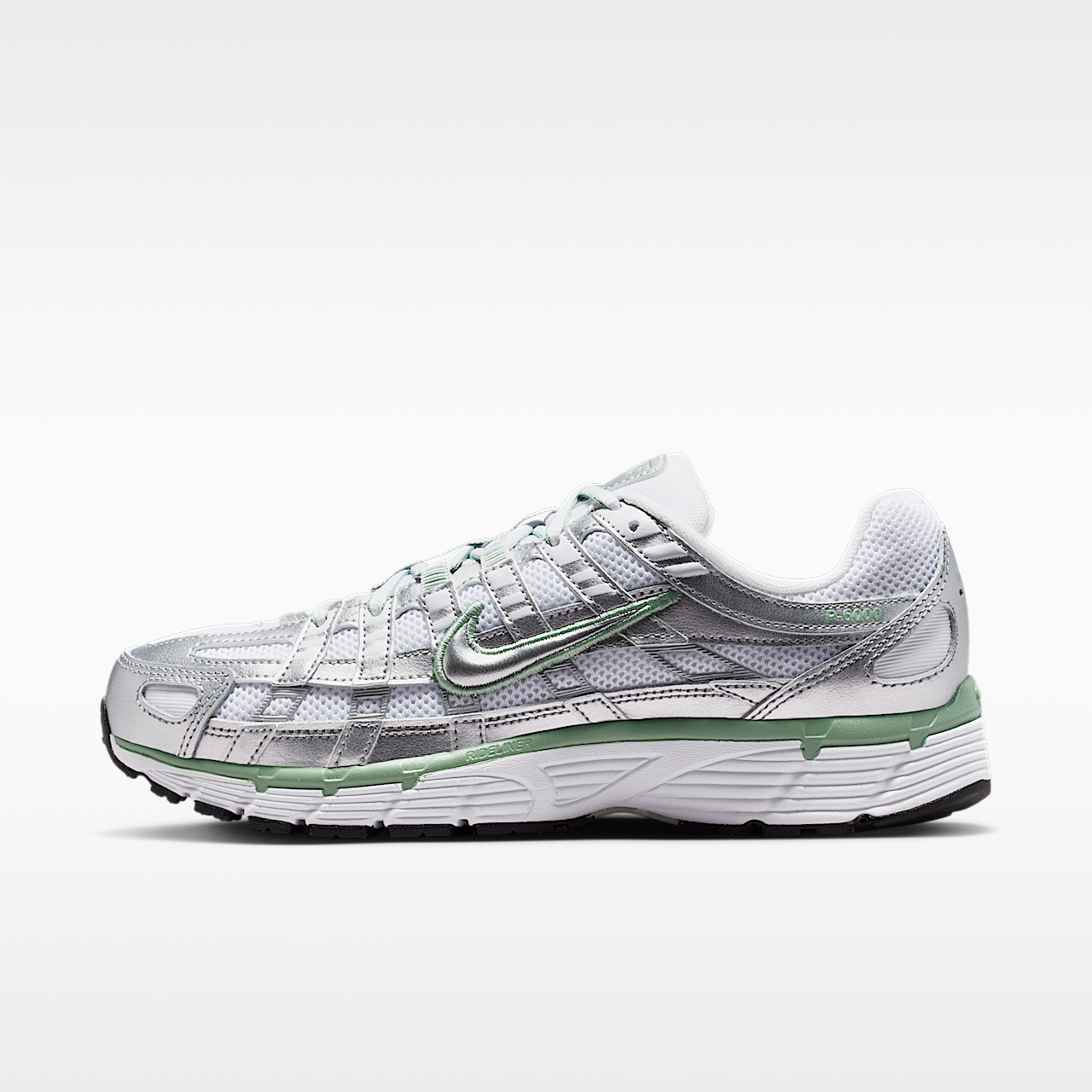 Nike P-6000 sneaker Metallic Silver/Wit/Zwart/Steam