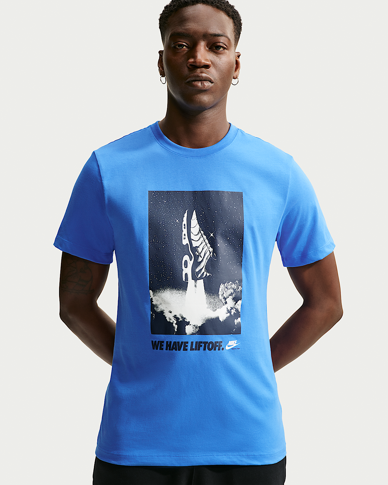 Женская футболка Nike Sportswear