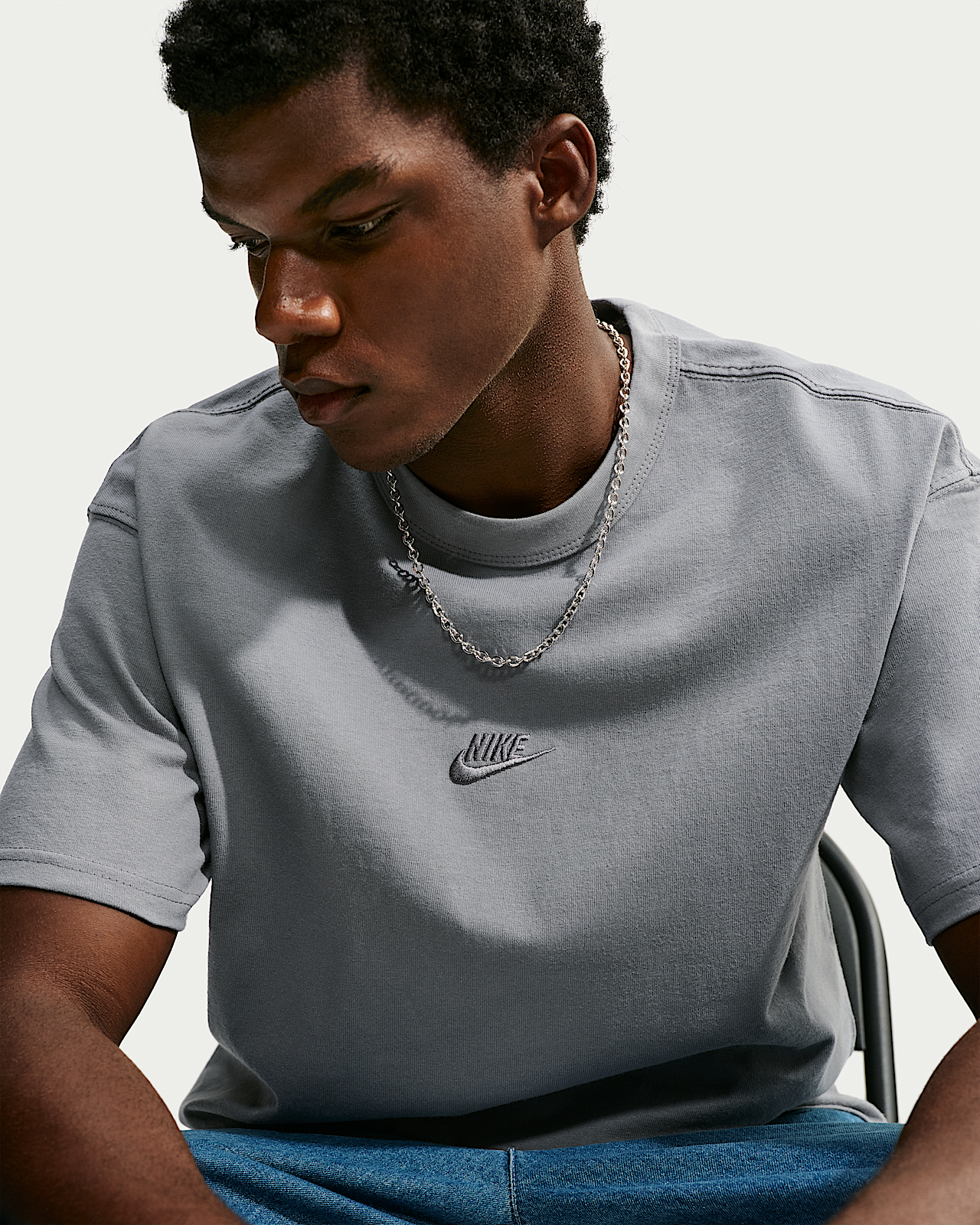 Мужская футболка Nike Sportswear Premium Essentials