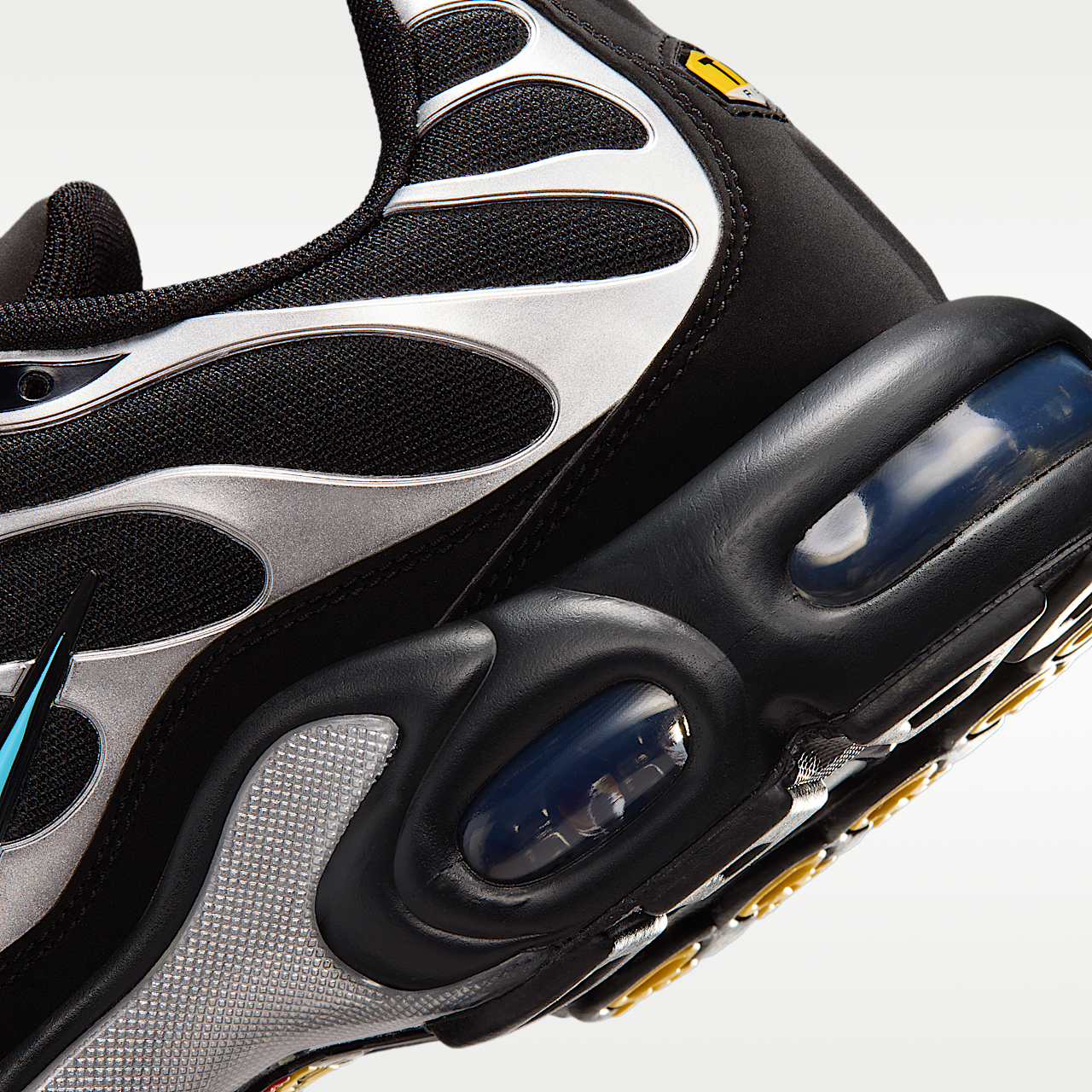 Nike Air Max Plus Premium sneaker Zwart/Chrome/Gamma Blue