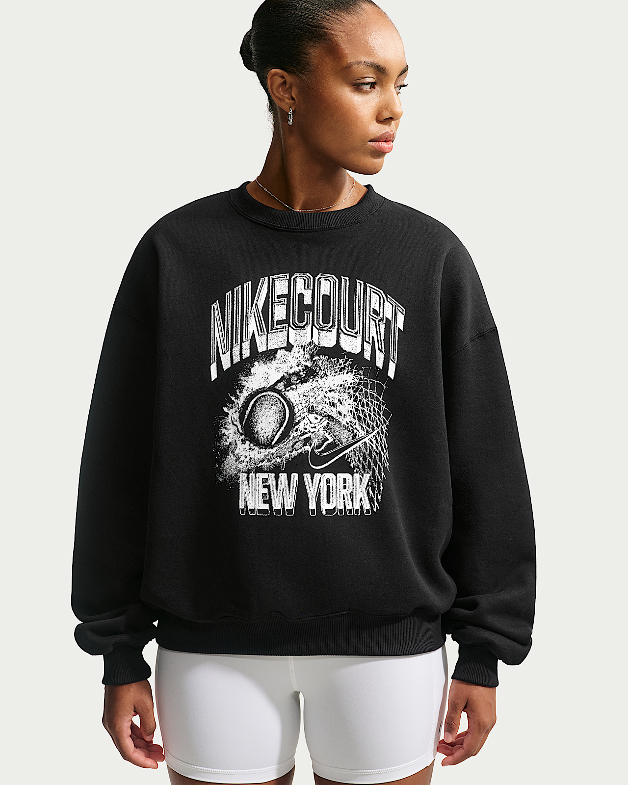 Женские  Nike Studio Fleece Medium Weight Oversized Graphic Crew