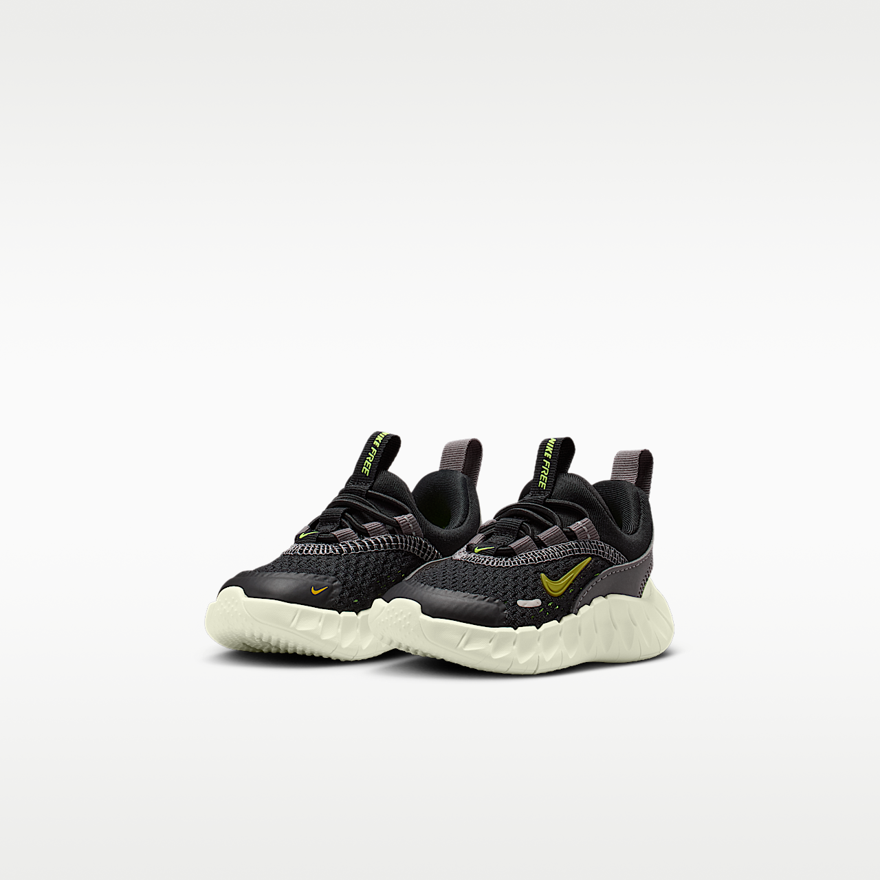 Nike Free sneaker Zwart/Pencil Point/Volt Ice/Saffron Quartz