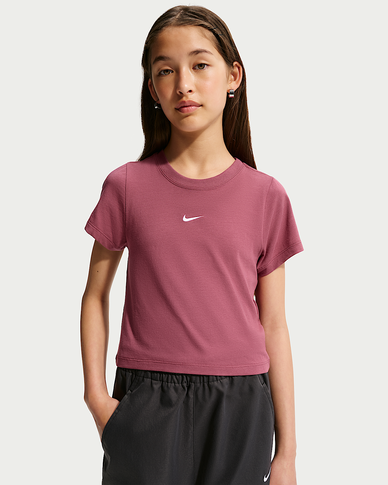Детская футболка Nike Sportswear Big Kids' (Girls') Cropped