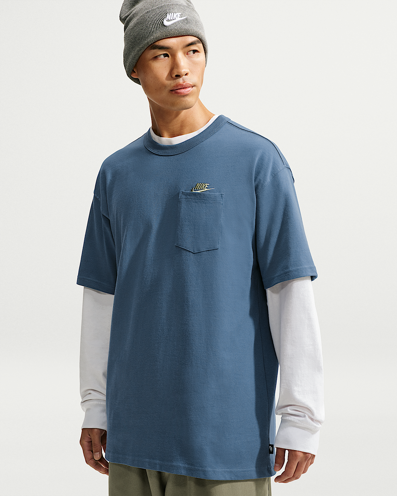 Мужская футболка Nike Sportswear Premium Essentials