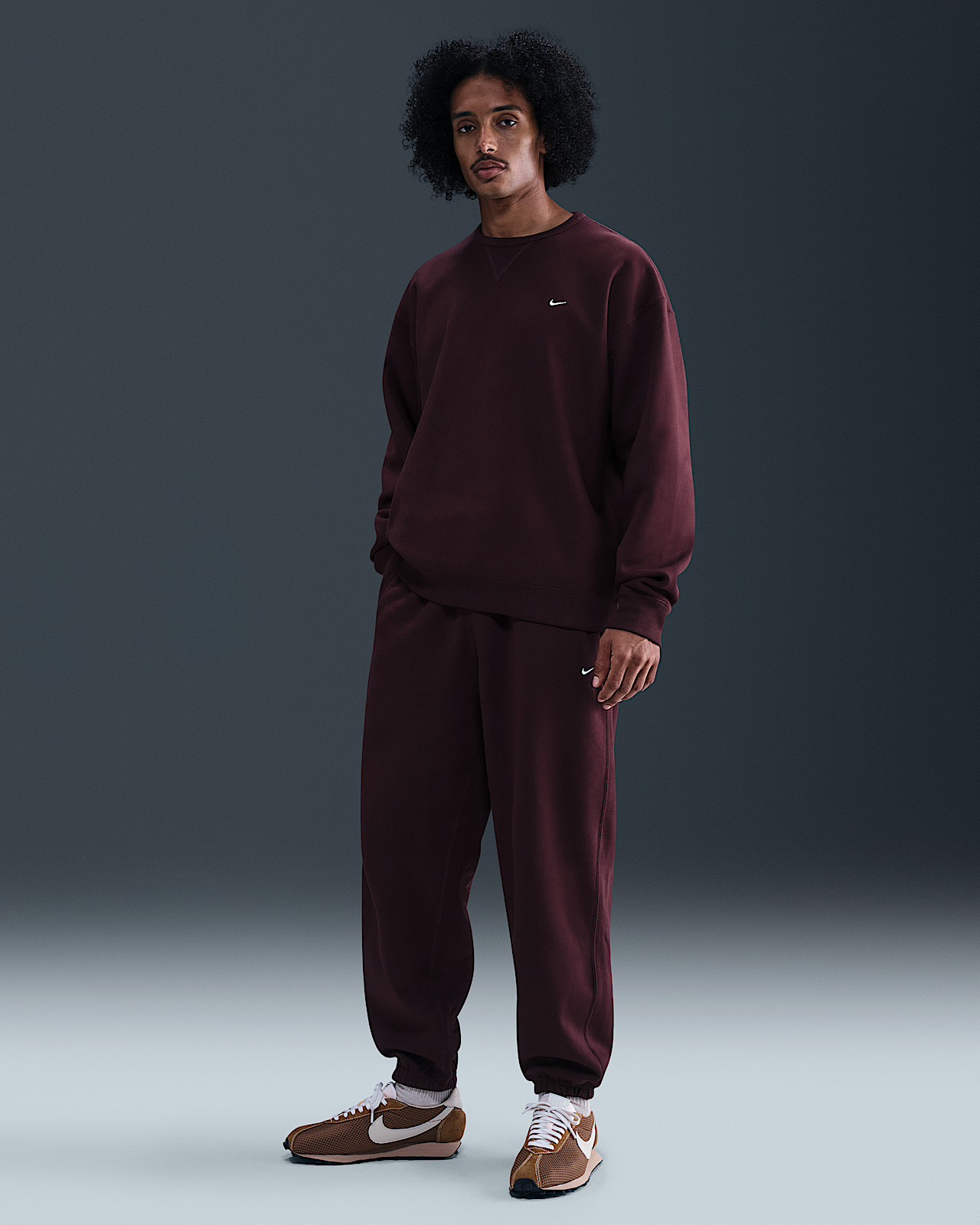 Мужские  Nike Solo Swoosh Cuffed Fleece Pants
