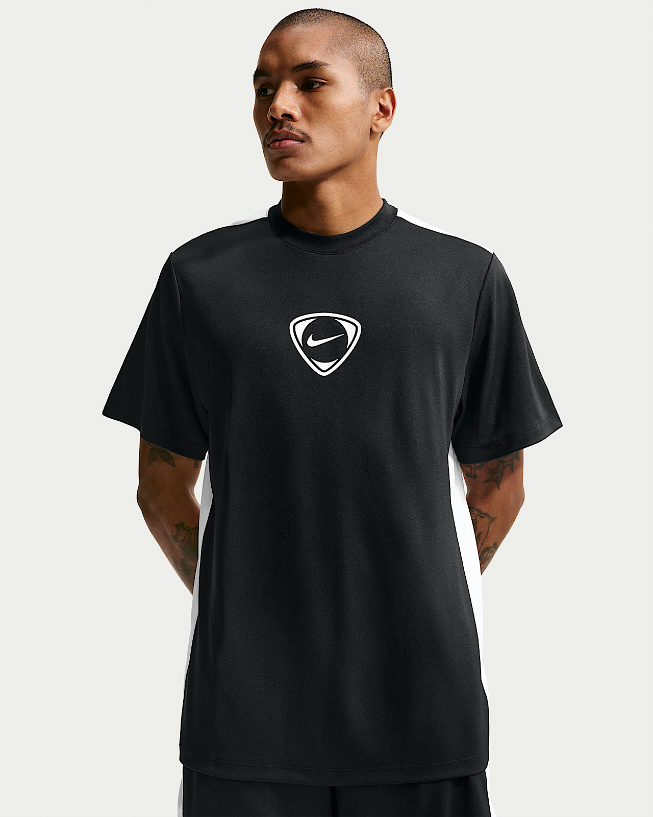 Мужские шорты Nike Academy+ Dri-FIT Short-Sleeve Soccer Top