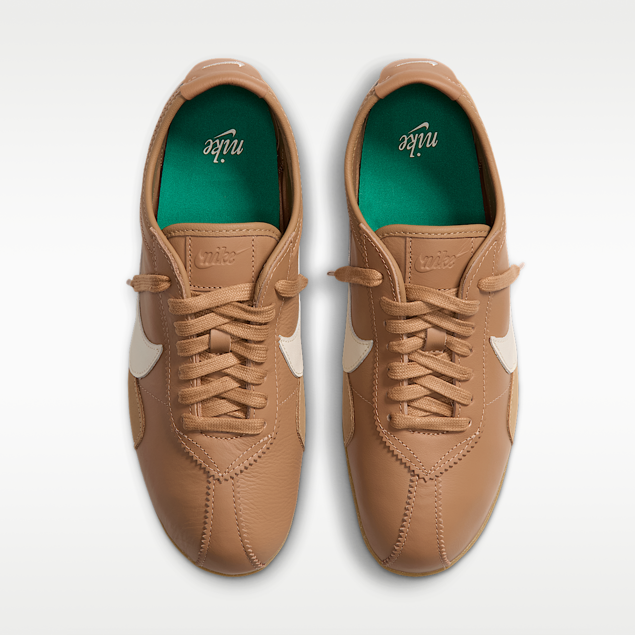 Nike  sneaker Flax/Gum Medium Brown/Malachite/Pale Ivory