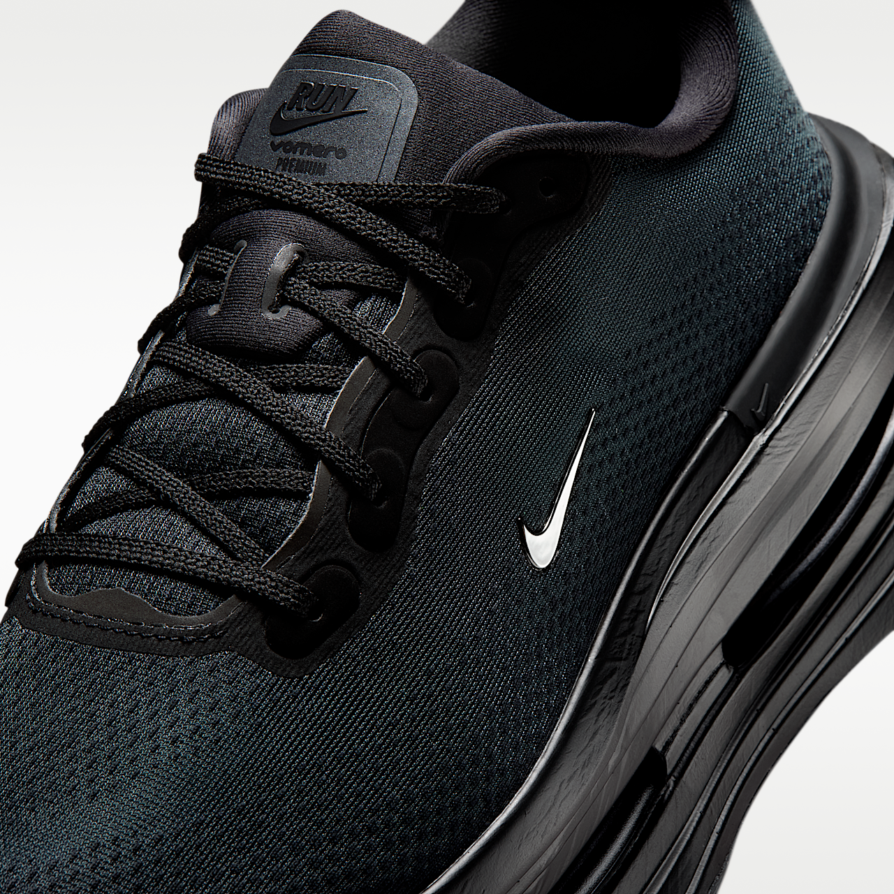 Nike Vomero sneaker Zwart/Wit/Zwart