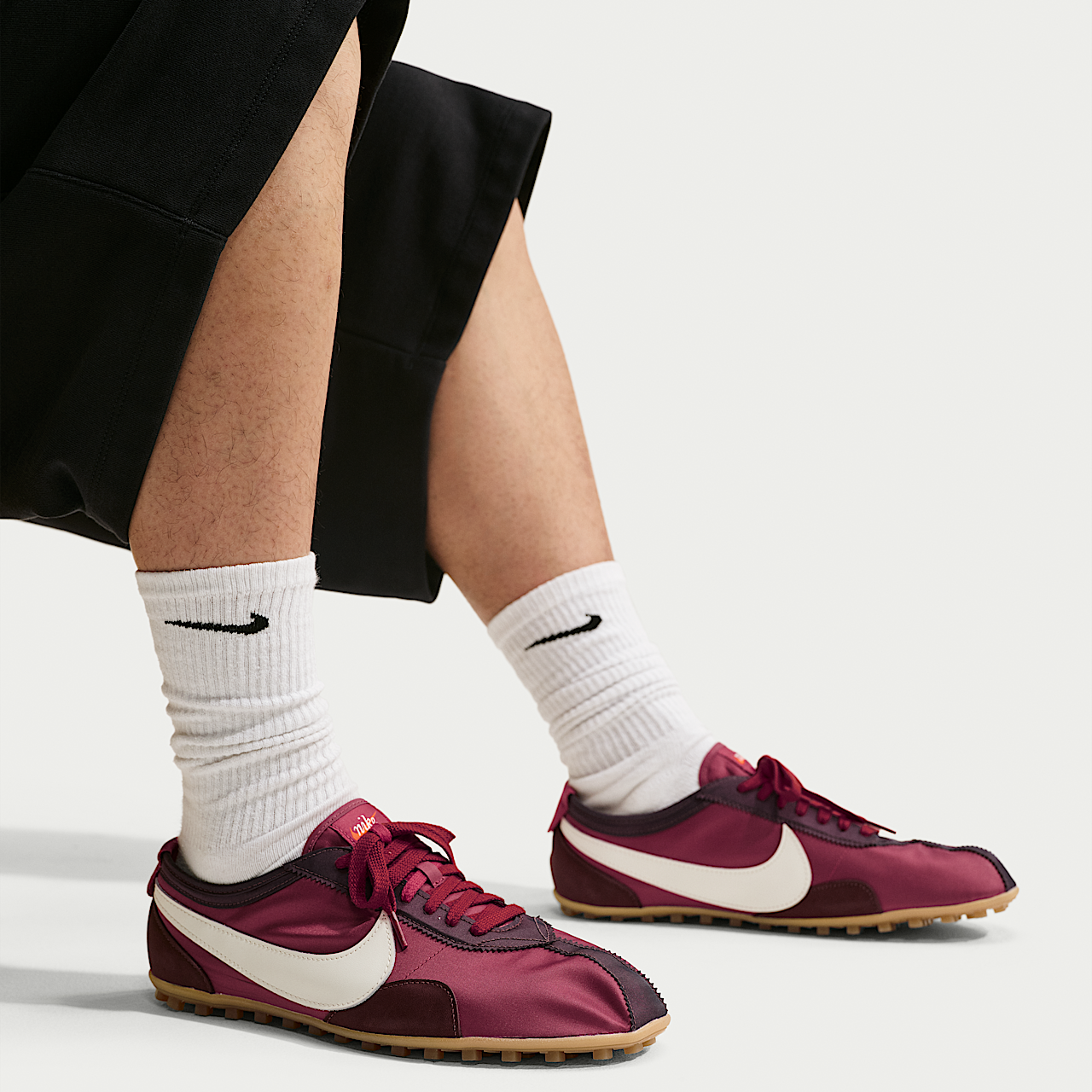 Nike  sneaker Tough Red/Mystic Dates/Gum Light Brown/Sail