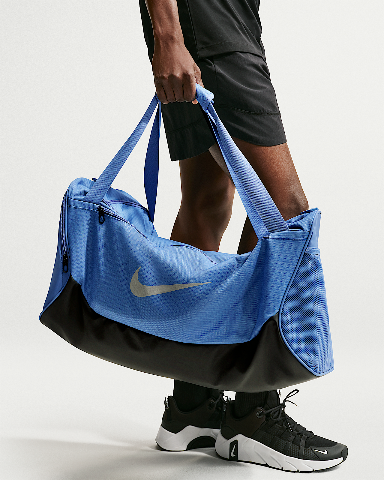 Женская сумка Nike Brasilia Training Duffel Bag (Medium, 60L) для тренировок