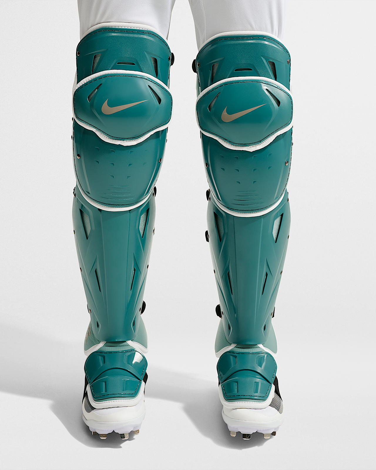 Женские  Nike Diamond Elite Baseball Leg Guards