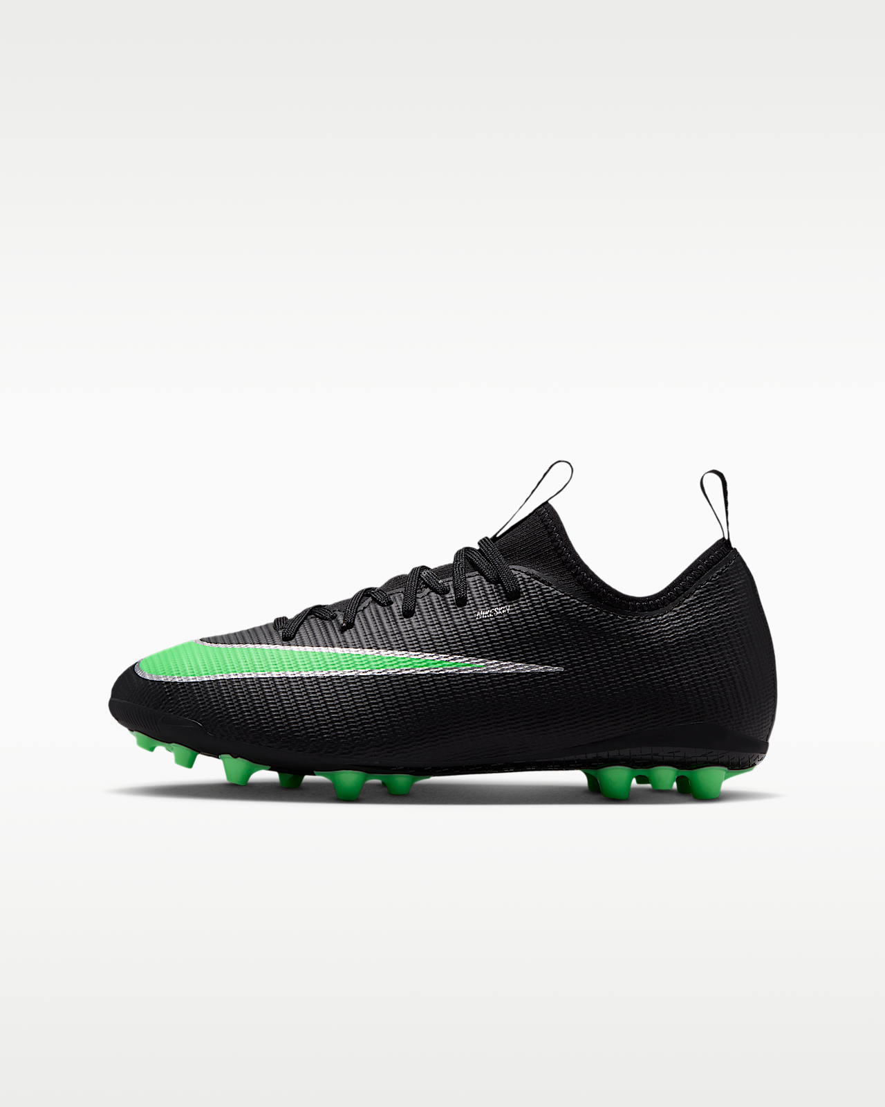 Детские  Nike Jr. Mercurial Vapor 17 Academy Big Kids' Artificial-Grass Low-Top Soccer Cleats