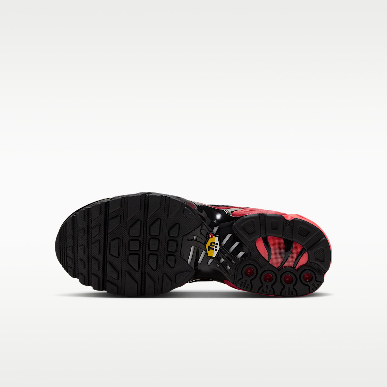 Nike Air Max Plus sneaker Zwart/Bright Crimson/Zwart/Zwart