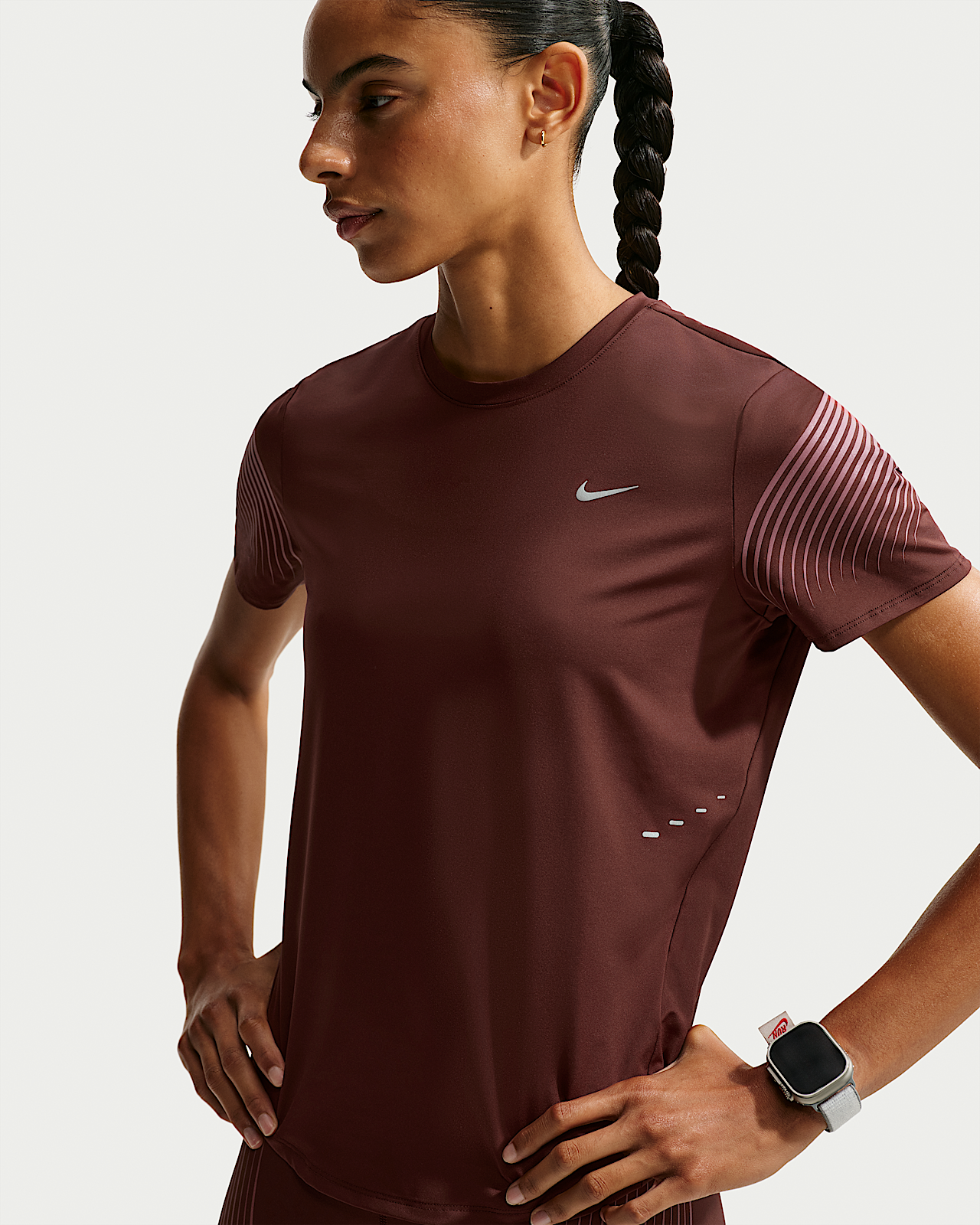 Женские  Nike Swift Flash Dri-FIT Top для бега
