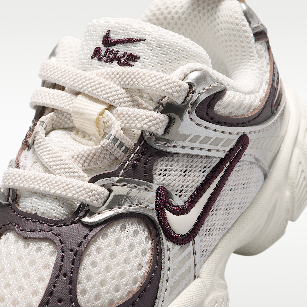 Nike  sneaker Phantom/Moon Particle/Burgundy Ash/Phantom