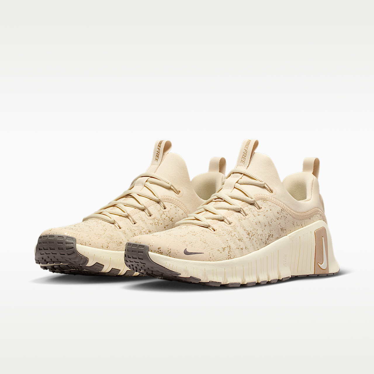 Nike Free sneaker Light Khaki/Coconut Milk/Metallic Gold Grain/Cave Stone