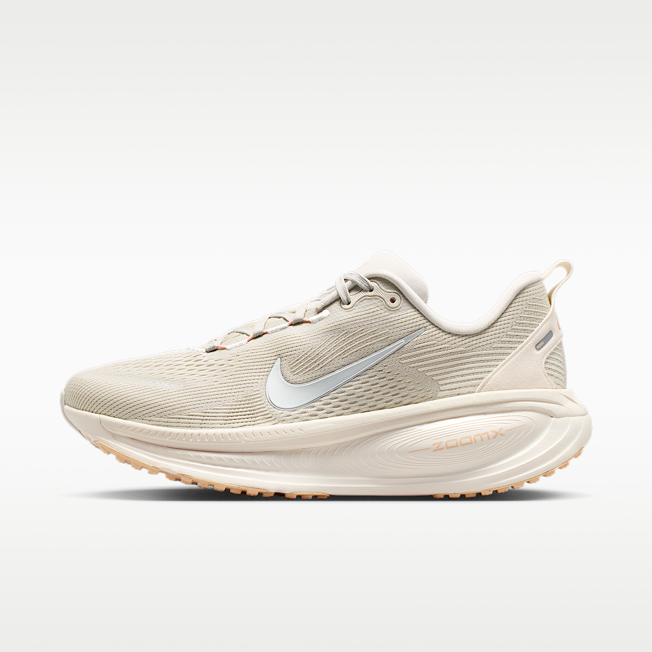 Nike Vomero sneaker Light Bone/Arctic Orange/Ice Peach/Metallic Silver
