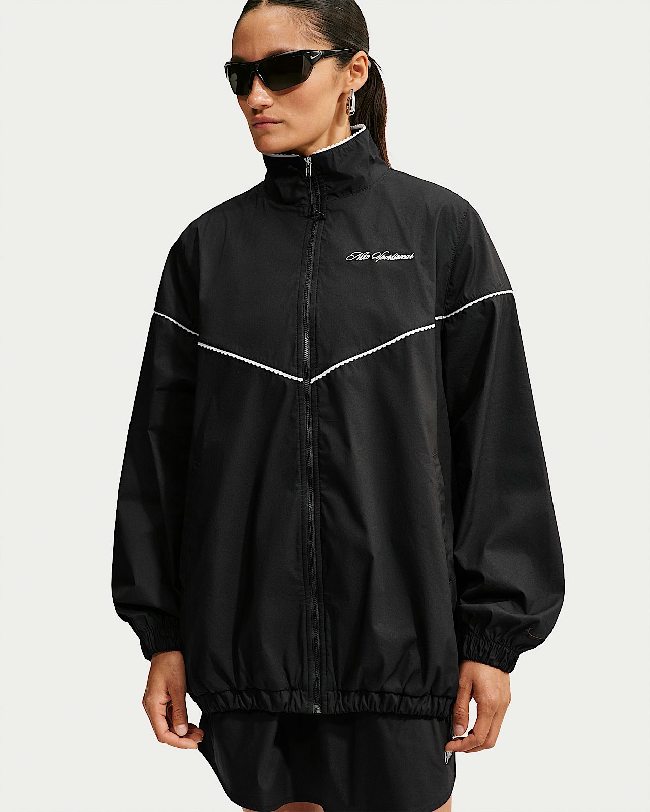 Женская куртка Nike Sportswear Oversized Scalloped-Trim Poplin Track