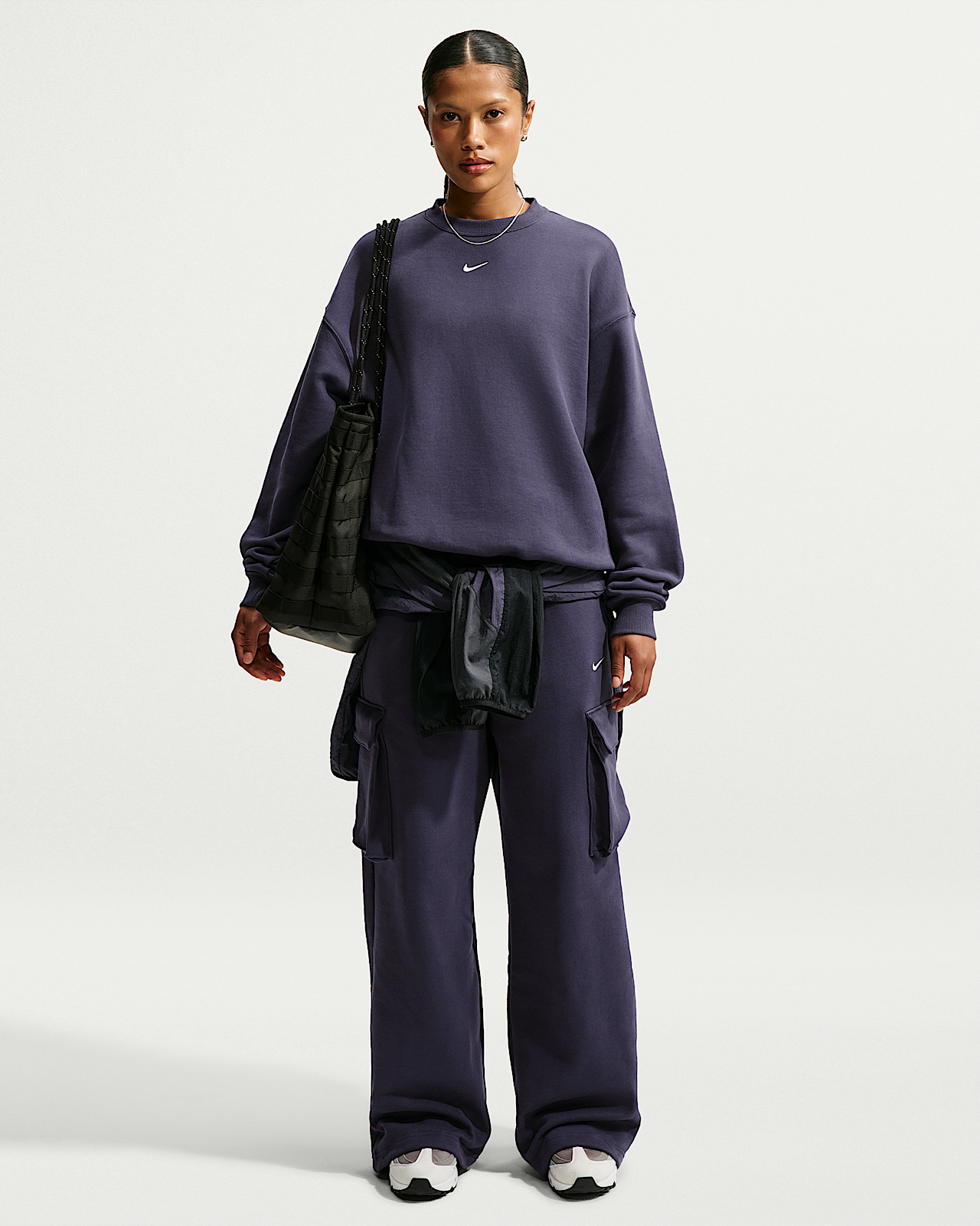 Женские  Nike Studio Fleece Medium Weight Oversized High-Rise Cargo Pants